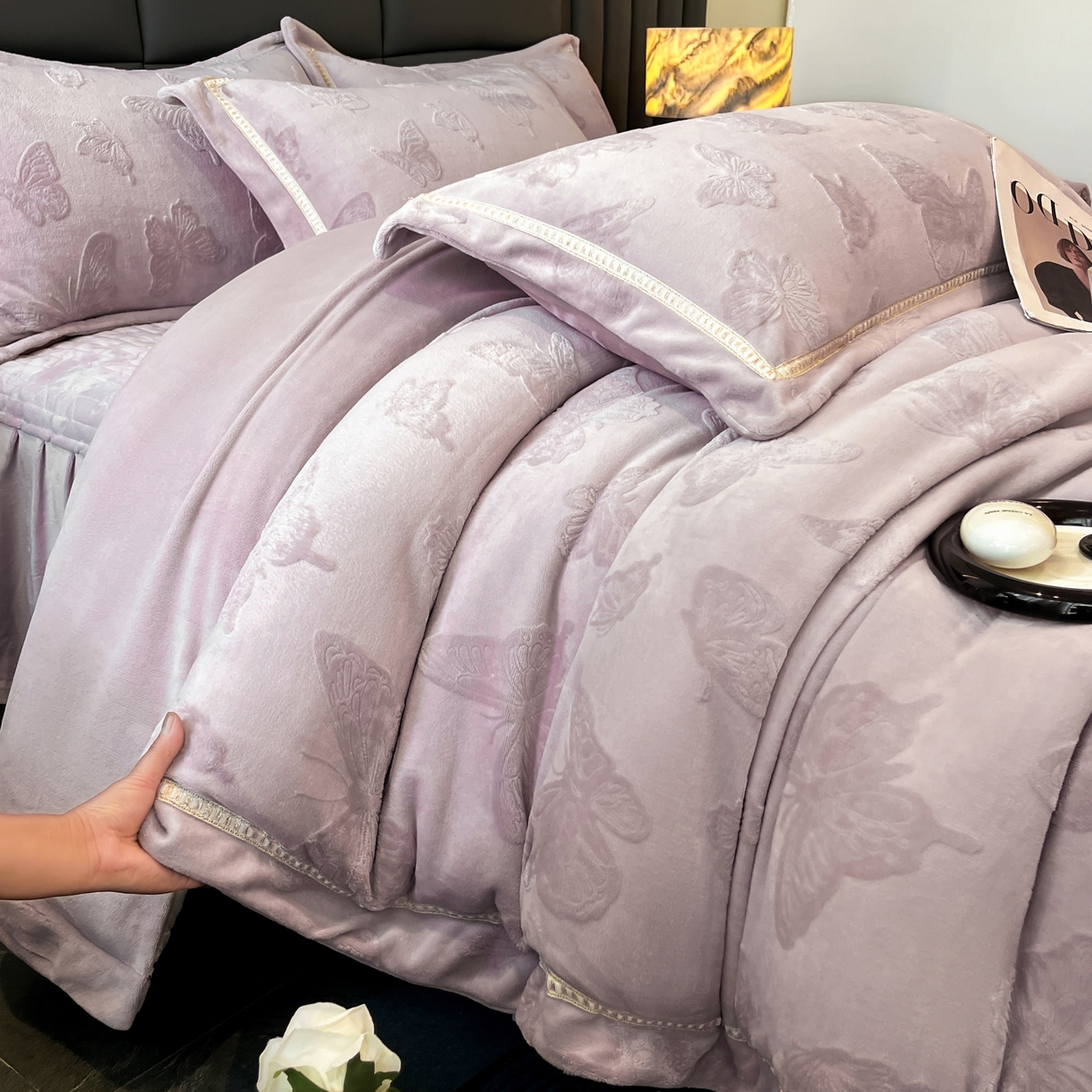 91家纺网 家纺一手货源 找家纺 妮恒美家纺 2025新款10斤床盖款牛奶绒四件套（控价最低价不得低于198） 床盖款-嫣紫