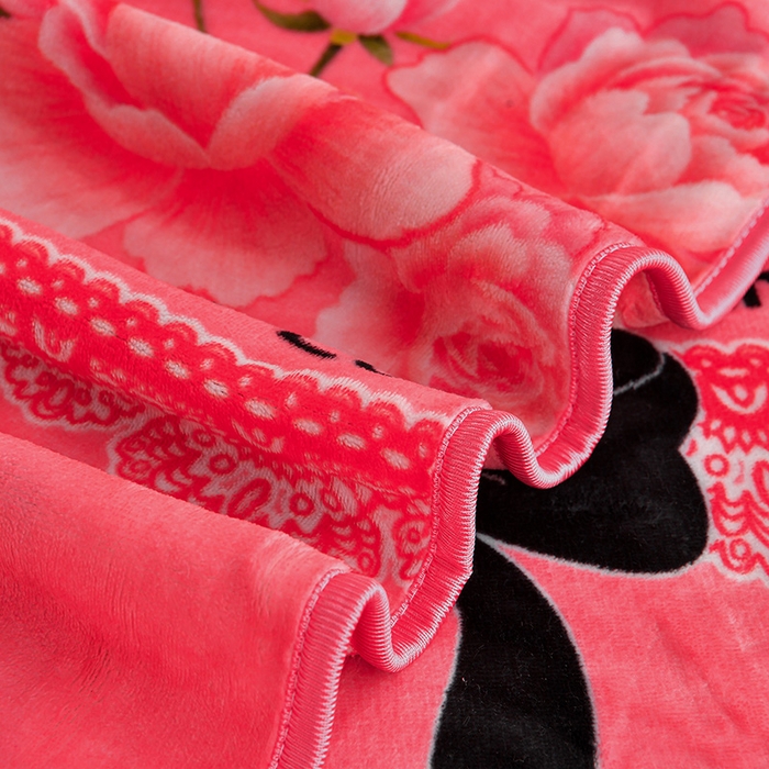 91家纺网 家纺一手货源 找家纺 妮恒美 2025新款牛奶绒印花床裙款四件套法莱绒四件套珊瑚金貂绒四件套 粉恋