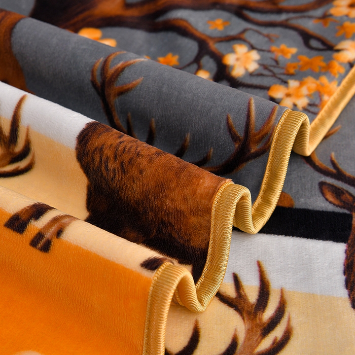 91家纺网 家纺一手货源 找家纺  妮恒美 2025新款牛奶绒印花床裙款四件套法莱绒四件套珊瑚金貂绒四件套 麋鹿森林