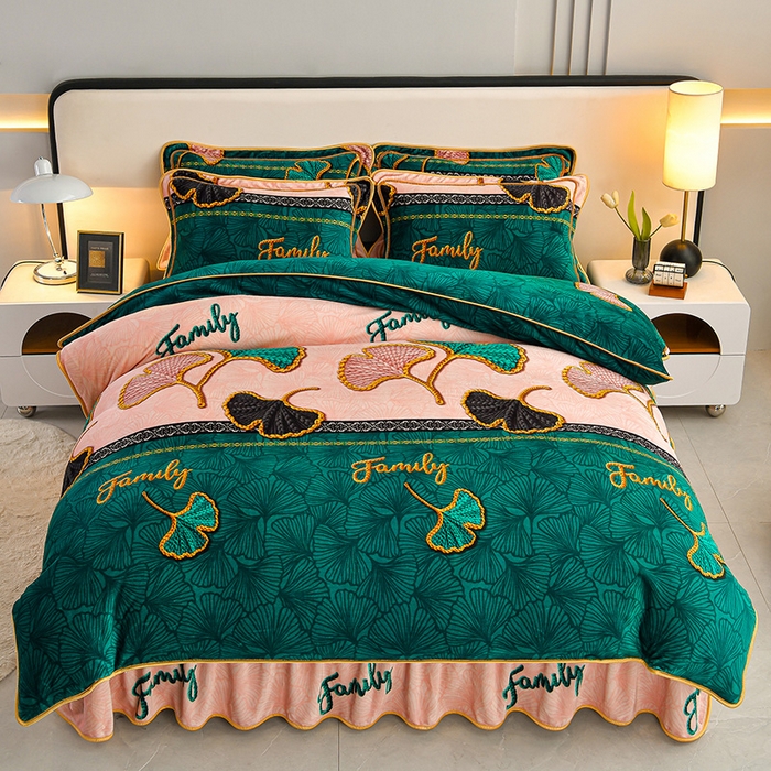 91家纺网 家纺一手货源 找家纺  妮恒美 2025新款牛奶绒印花床裙款四件套法莱绒四件套珊瑚金貂绒四件套 三生有杏