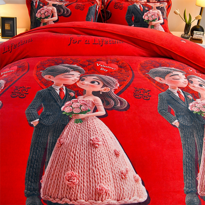 91家纺网 家纺一手货源 找家纺 妮恒美 2025新款牛奶绒印花床裙款四件套法莱绒四件套珊瑚金貂绒四件套 相亲相爱