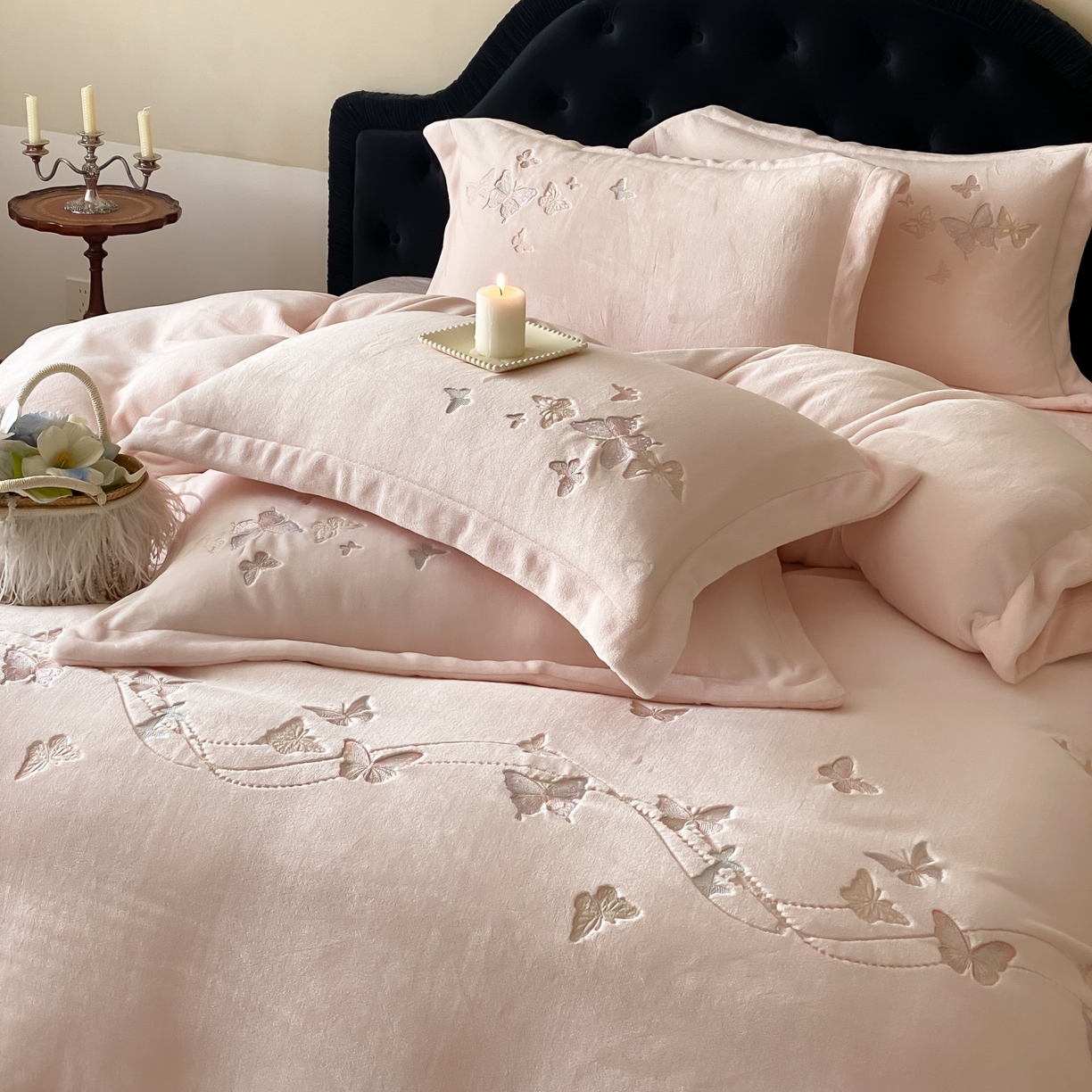 91家纺网 家纺一手货源 找家纺 （总）云栖家居 2025秋冬新款加厚纯色刺绣牛奶绒四件套-福蝶多多