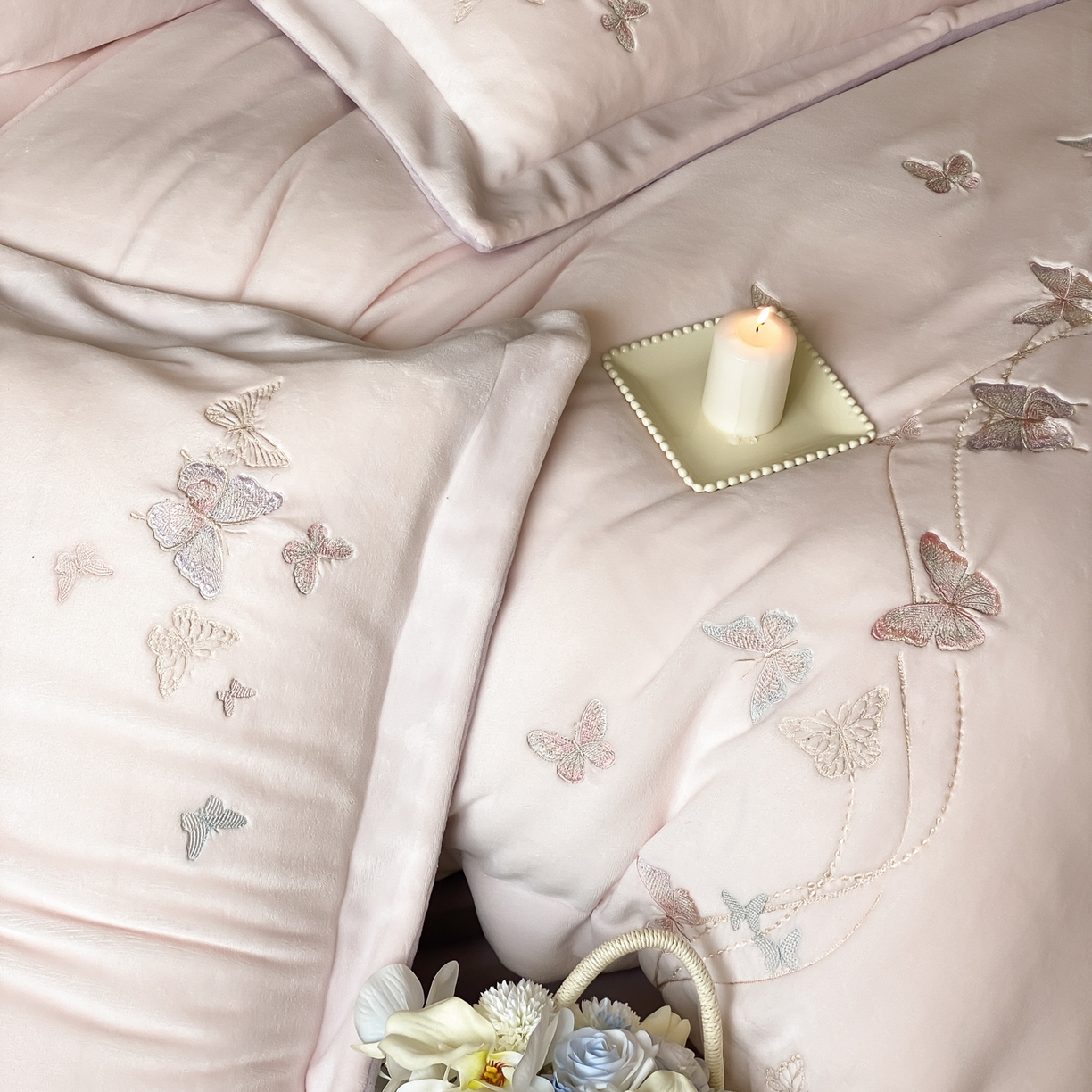 91家纺网 家纺一手货源 找家纺 云栖家居 2025秋冬新款加厚纯色刺绣牛奶绒四件套-福蝶多多 福蝶多多-紫