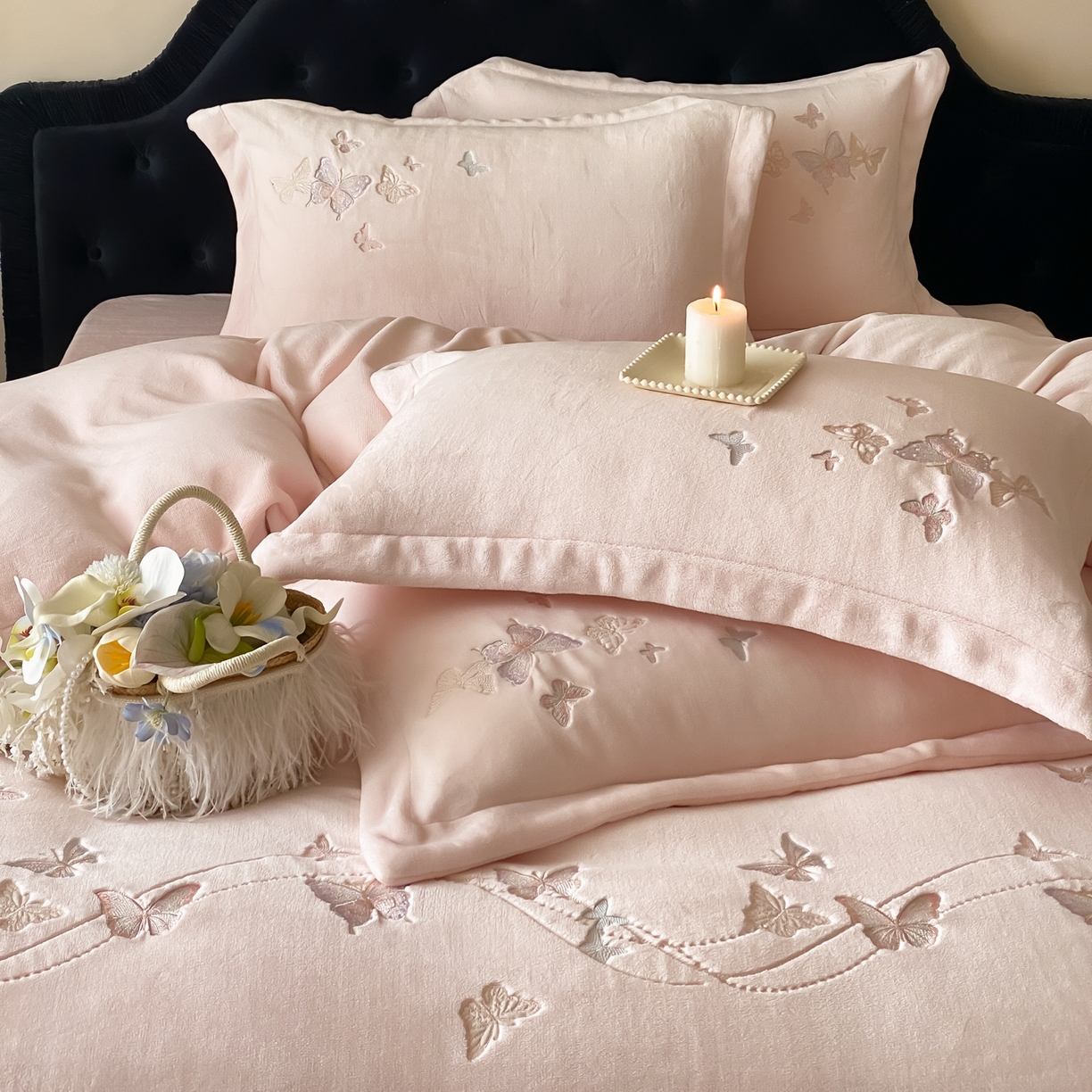 91家纺网 家纺一手货源 找家纺 云栖家居 2025秋冬新款加厚纯色刺绣牛奶绒四件套-福蝶多多 福蝶多多-粉