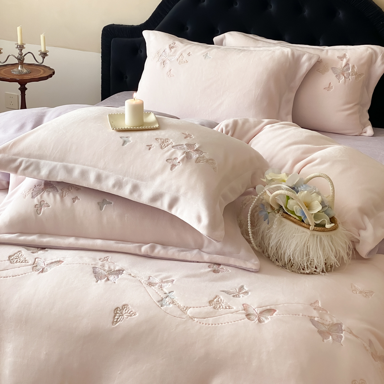 91家纺网 家纺一手货源 找家纺 云栖家居 2025秋冬新款加厚纯色刺绣牛奶绒四件套-福蝶多多 福蝶多多-紫