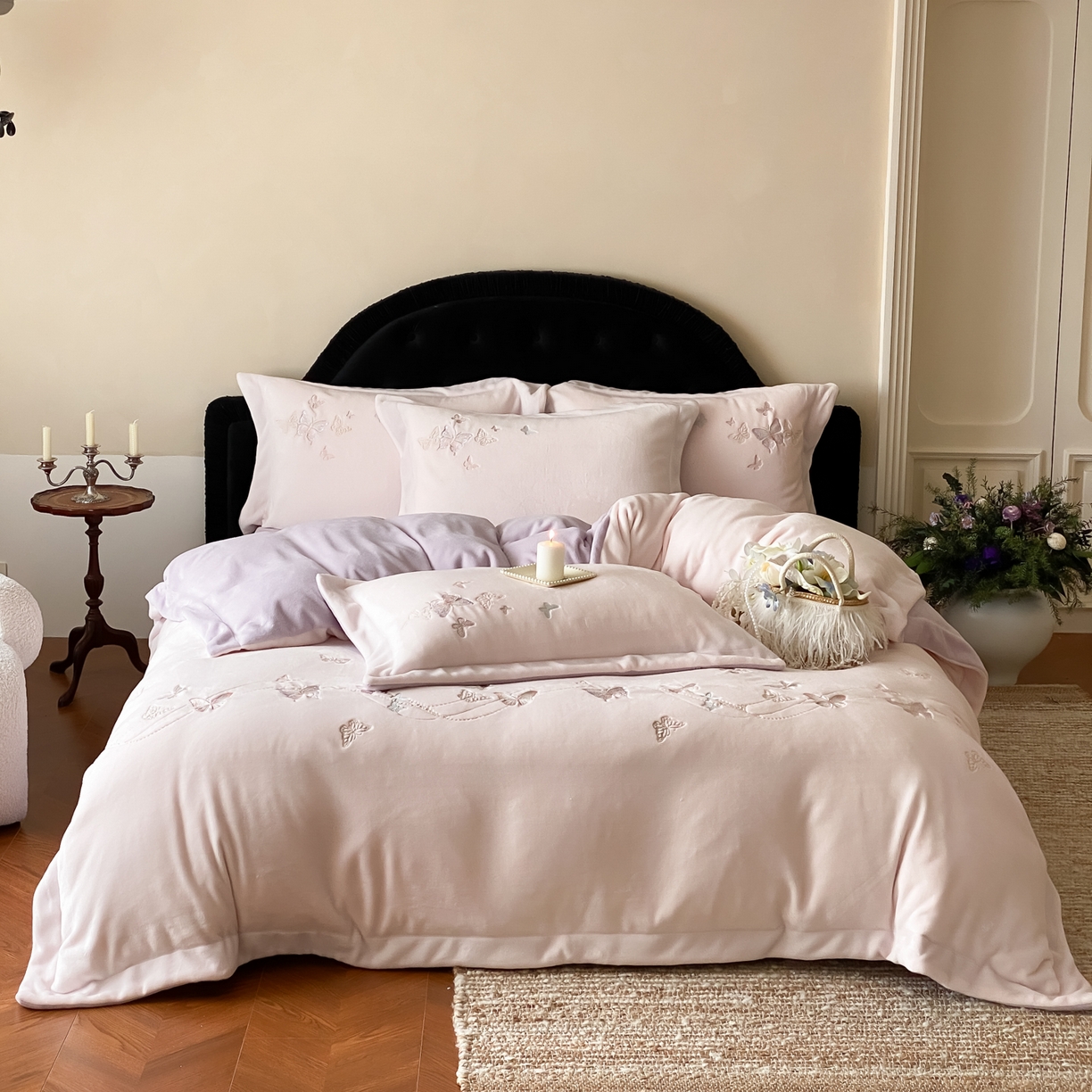 91家纺网 家纺一手货源 找家纺 云栖家居 2025秋冬新款加厚纯色刺绣牛奶绒四件套-福蝶多多 福蝶多多-紫