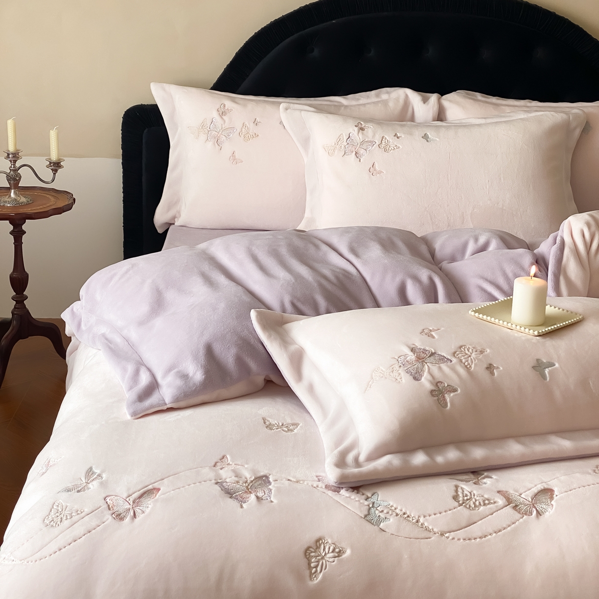 91家纺网 家纺一手货源 找家纺 云栖家居 2025秋冬新款加厚纯色刺绣牛奶绒四件套-福蝶多多 福蝶多多-紫