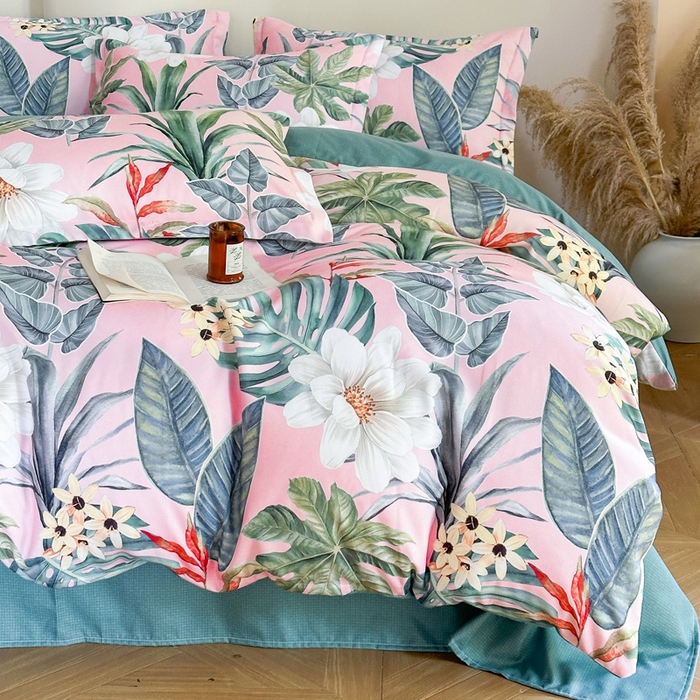 91家纺网 家纺一手货源 找家纺 桔禾家纺 2025新款田园花卉小清新直播加厚植物羊绒四件套高克重磨毛跨境四件套 大量现货 花涧如梦