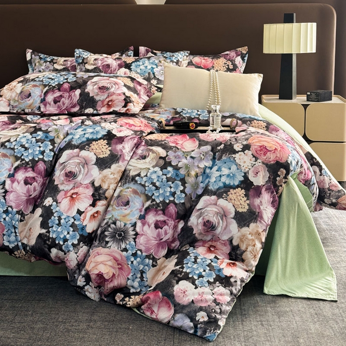 91家纺网 家纺一手货源 找家纺 桔禾家纺 2025新款田园花卉小清新直播加厚植物羊绒四件套高克重磨毛跨境四件套 大量现货 沁香花语