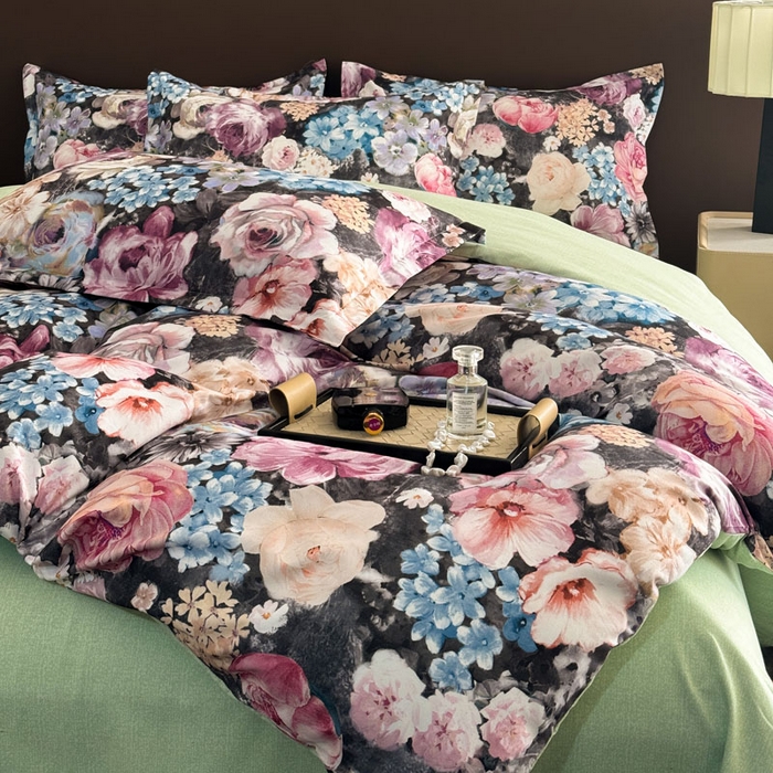 91家纺网 家纺一手货源 找家纺 桔禾家纺 2025新款田园花卉小清新直播加厚植物羊绒四件套高克重磨毛跨境四件套 大量现货 沁香花语