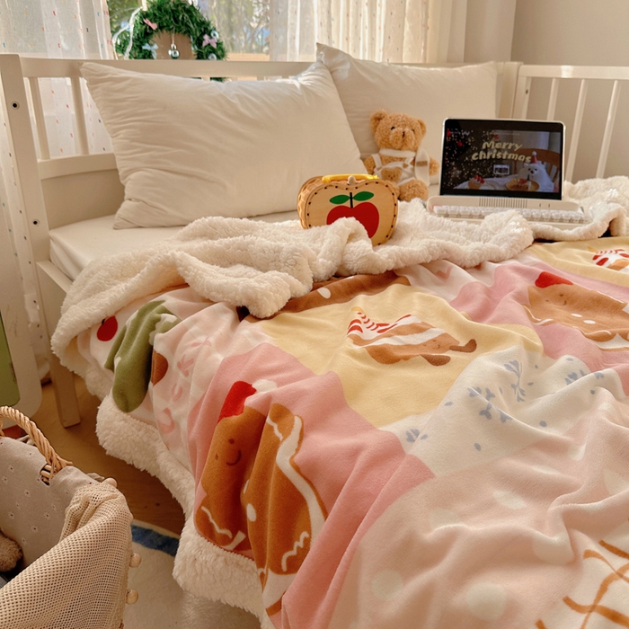 91家纺网 家纺一手货源 找家纺 桃子家居 2025新款A类ins圣诞新年秋冬限定款加厚牛奶绒羊羔绒毛毯多功能毯 绒毛毯-MT小腊肠