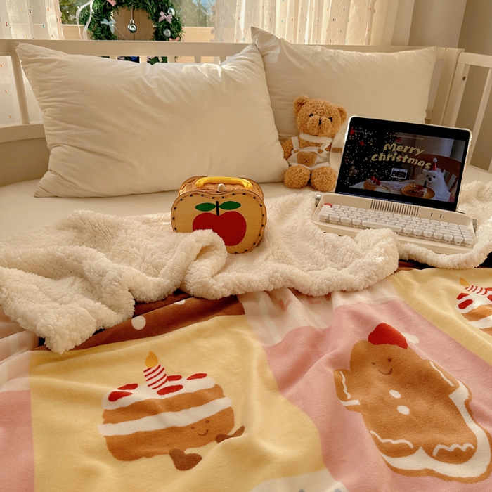 91家纺网 家纺一手货源 找家纺 桃子家居 2025新款A类ins圣诞新年秋冬限定款加厚牛奶绒羊羔绒毛毯多功能毯 绒毛毯-MT小腊肠