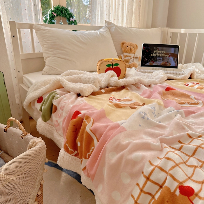 91家纺网 家纺一手货源 找家纺 桃子家居 2025新款A类ins圣诞新年秋冬限定款加厚牛奶绒羊羔绒毛毯多功能毯 绒毛毯-MT小腊肠
