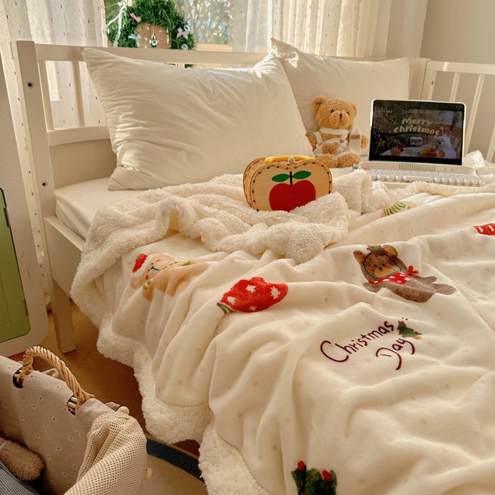 91家纺网 家纺一手货源 找家纺 桃子家居 2025新款A类ins圣诞新年秋冬限定款加厚牛奶绒羊羔绒毛毯多功能毯 绒毛毯-MT圣诞小熊熊