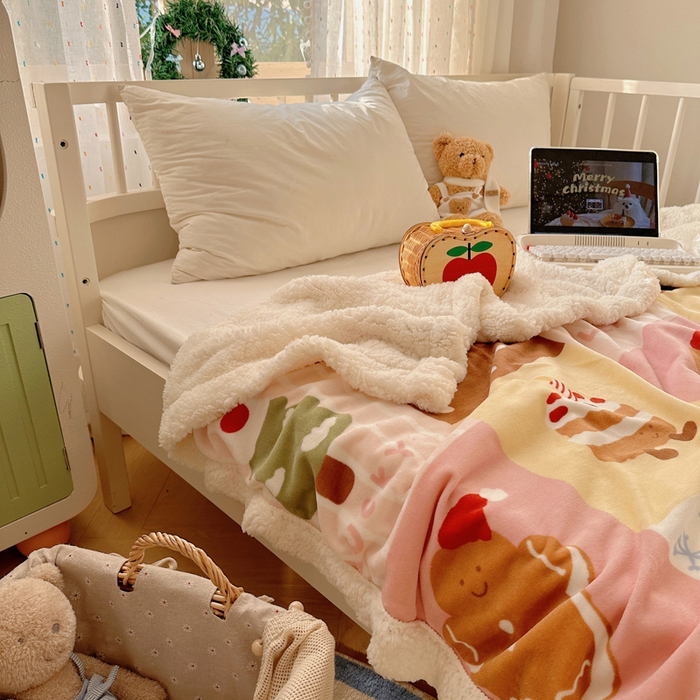 91家纺网 家纺一手货源 找家纺 桃子家居 2025新款A类ins圣诞新年秋冬限定款加厚牛奶绒羊羔绒毛毯多功能毯 绒毛毯-MT小腊肠