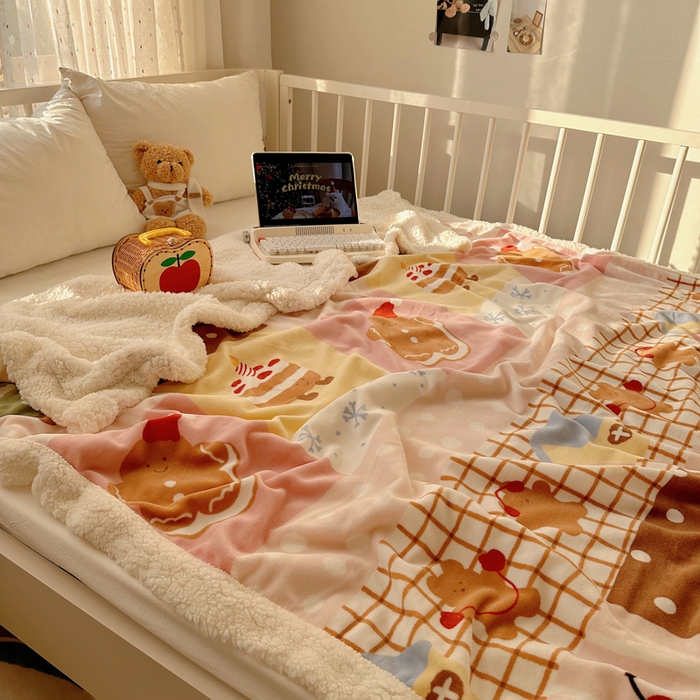 91家纺网 家纺一手货源 找家纺 桃子家居 2025新款A类ins圣诞新年秋冬限定款加厚牛奶绒羊羔绒毛毯多功能毯 绒毛毯-MT小腊肠