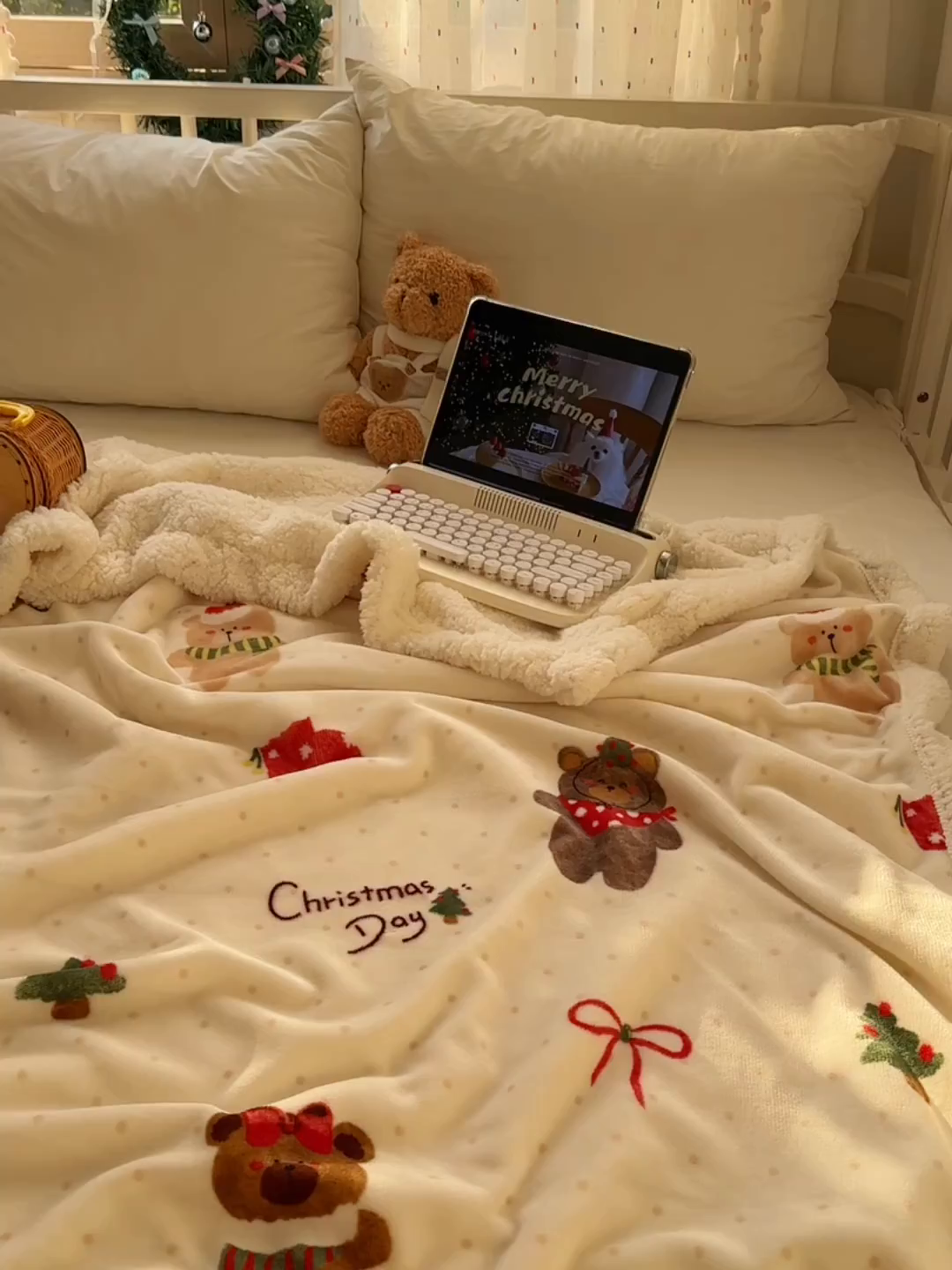 91家纺网 家纺一手货源 找家纺 桃子家居 2025新款A类ins圣诞新年秋冬限定款加厚牛奶绒羊羔绒毛毯多功能毯 绒毛毯-MT圣诞小熊熊