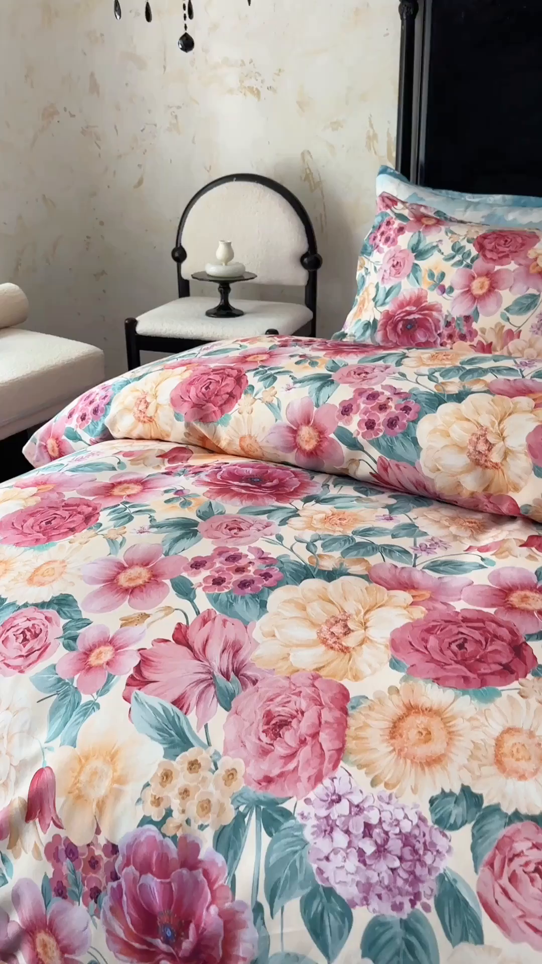 91家纺网 家纺一手货源 找家纺 桔禾家纺 2025新款田园花卉小清新直播加厚植物羊绒四件套高克重磨毛跨境四件套 大量现货 盛世牡丹