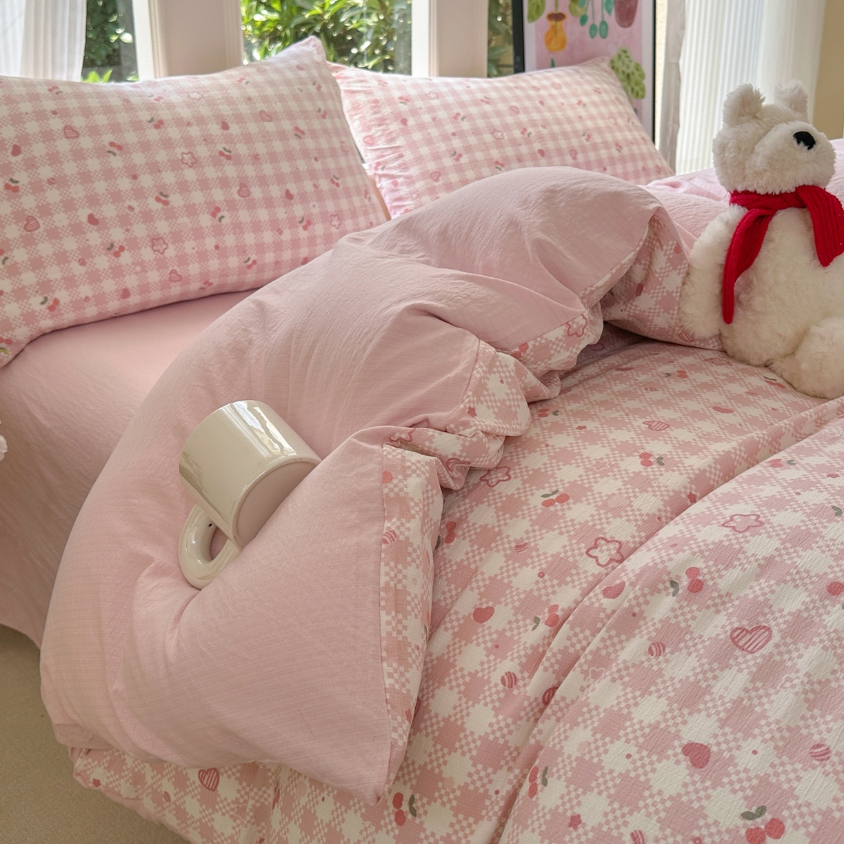 91家纺网 家纺一手货源 找家纺 桔禾家纺 2025新款小清新水洗棉有氧双层纱印花云感木棉皱皱纱四件套 恋爱物语