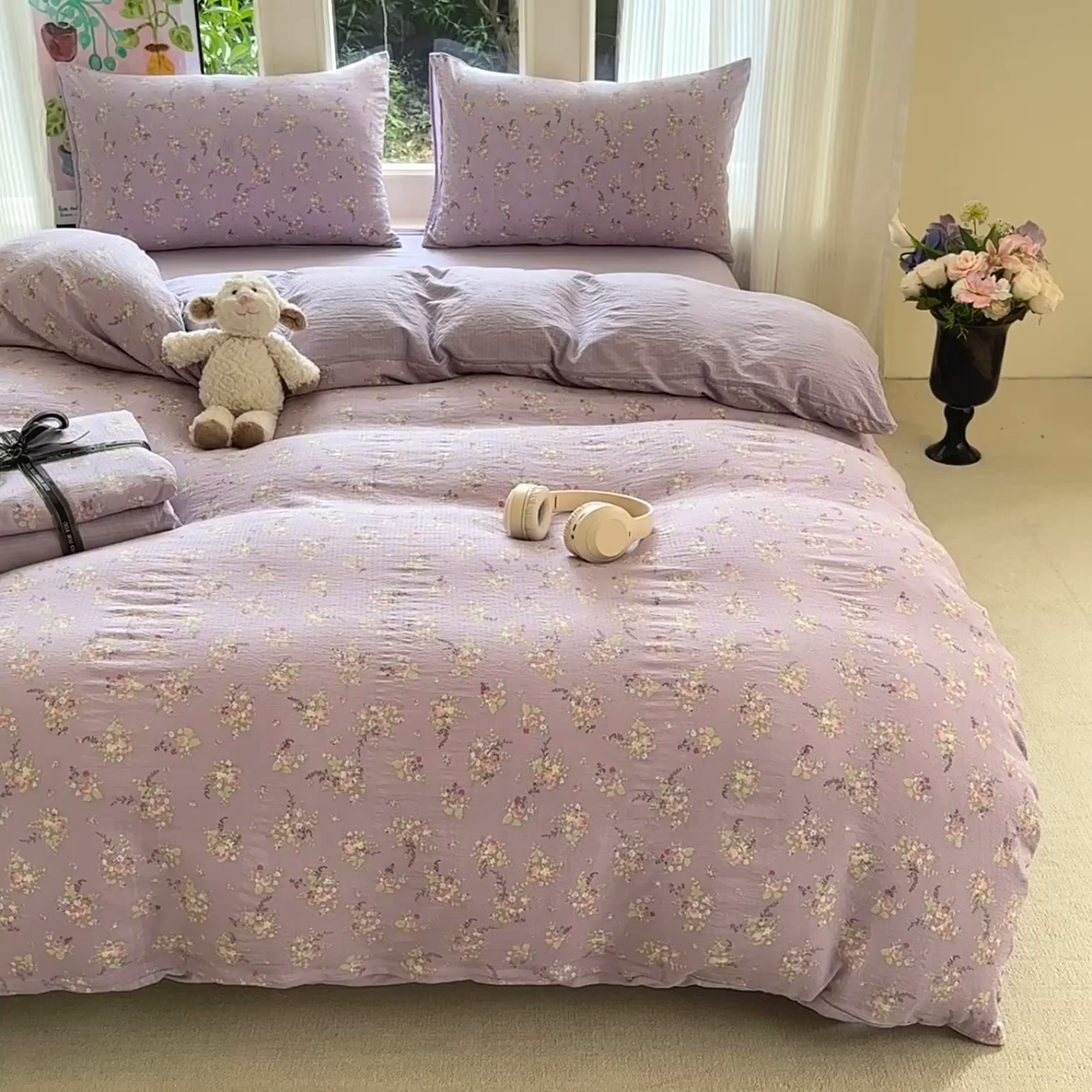 91家纺网 家纺一手货源 找家纺 桔禾家纺 2025新款小清新水洗棉有氧双层纱印花云感木棉皱皱纱四件套 满春庭