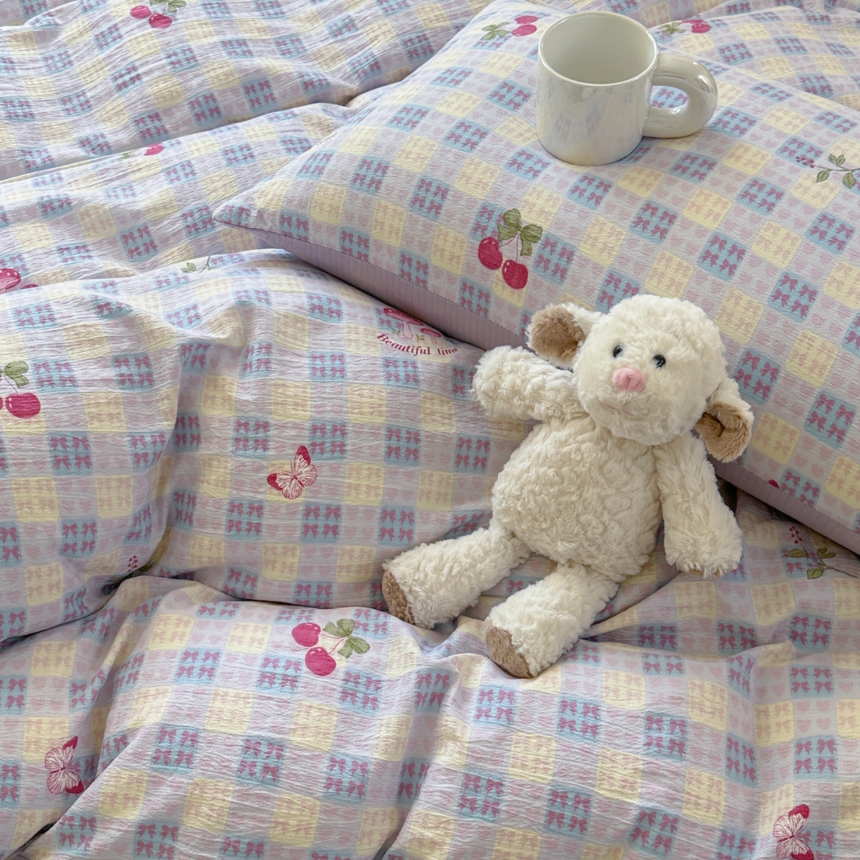 91家纺网 家纺一手货源 找家纺 桔禾家纺 2025新款小清新水洗棉有氧双层纱印花云感木棉皱皱纱四件套 樱桃紫