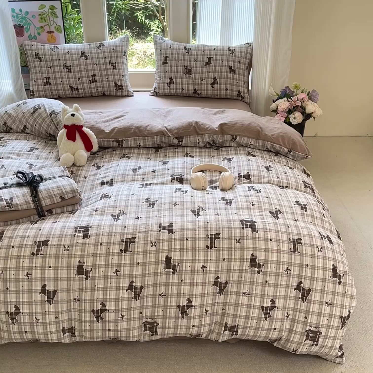 91家纺网 家纺一手货源 找家纺 桔禾家纺 2025新款小清新水洗棉有氧双层纱印花云感木棉皱皱纱四件套 巧克力饼干