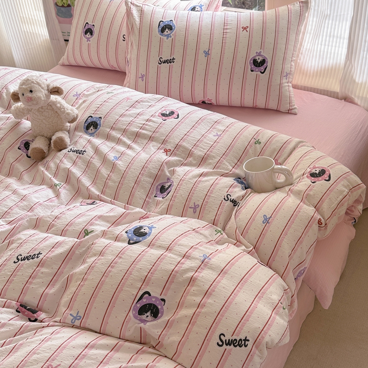 91家纺网 家纺一手货源 找家纺 桔禾家纺 2025新款小清新水洗棉有氧双层纱印花云感木棉皱皱纱四件套 萌宠来袭