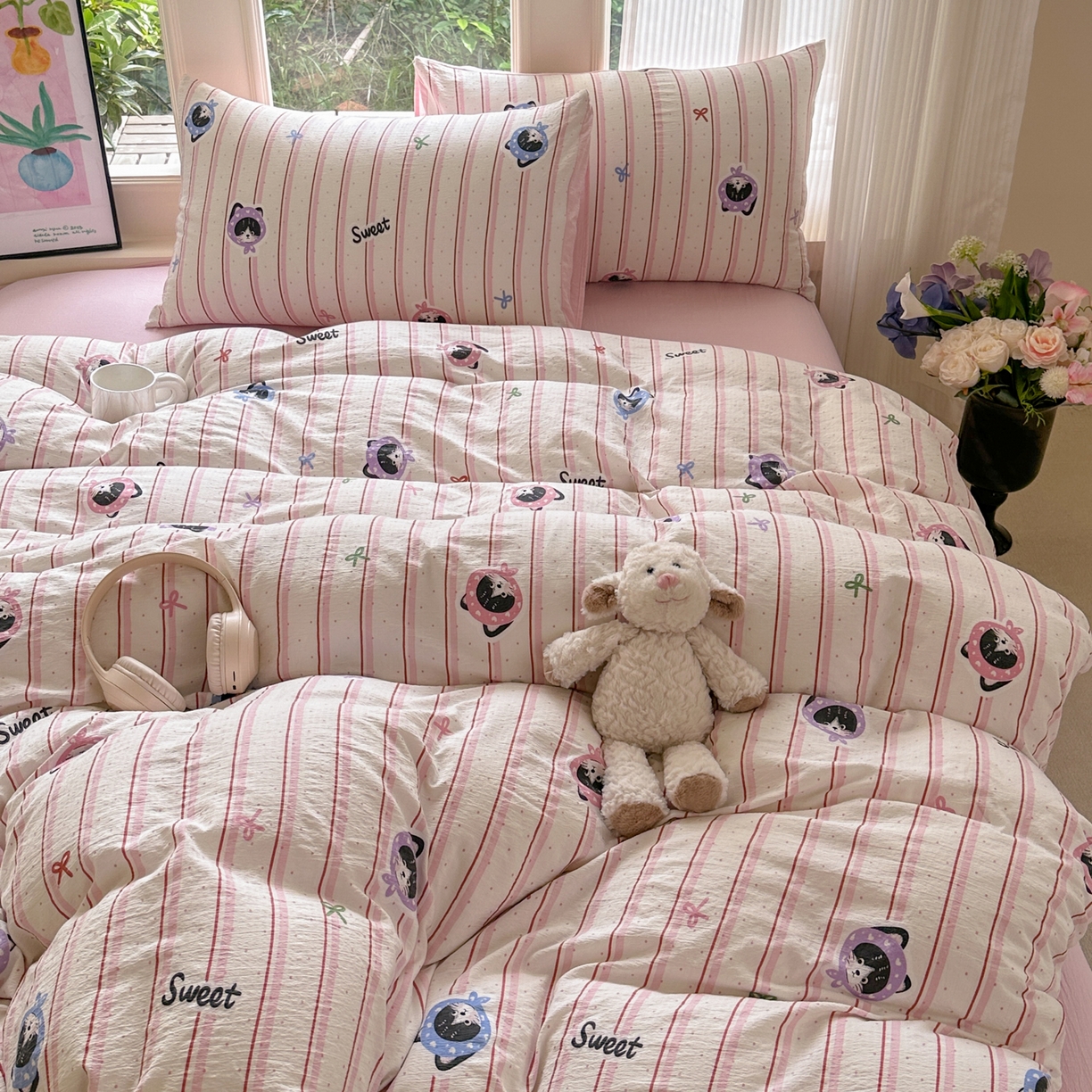 91家纺网 家纺一手货源 找家纺 桔禾家纺 2025新款小清新水洗棉有氧双层纱印花云感木棉皱皱纱四件套 萌宠来袭