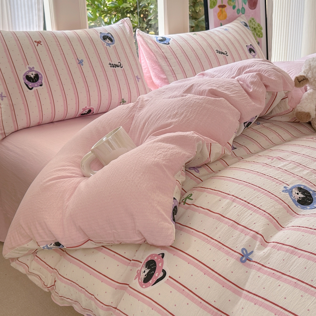 91家纺网 家纺一手货源 找家纺 桔禾家纺 2025新款小清新水洗棉有氧双层纱印花云感木棉皱皱纱四件套 萌宠来袭