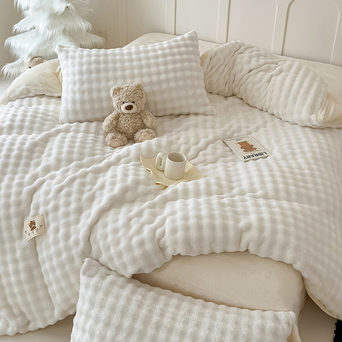 91家纺网 家纺一手货源 找家纺 （总）宜派家纺 2025新款A类简约高克重泡泡兔毛绒四件套