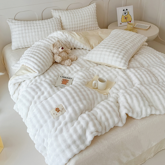 91家纺网 家纺一手货源 找家纺 （总）宜派家纺 2025新款A类简约高克重泡泡兔毛绒四件套