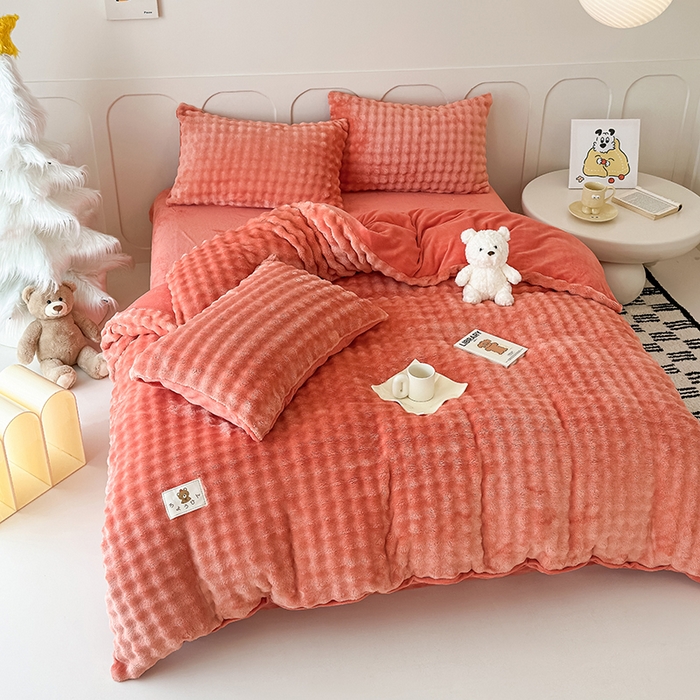 91家纺网 家纺一手货源 找家纺 宜派家纺 2025新款A类简约高克重泡泡兔毛绒四件套 泡泡-赤橙