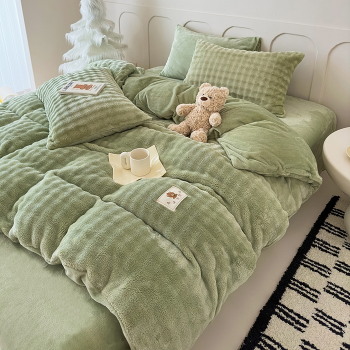 91家纺网 家纺一手货源 找家纺 宜派家纺 2025新款A类简约高克重泡泡兔毛绒四件套 泡泡-茶绿