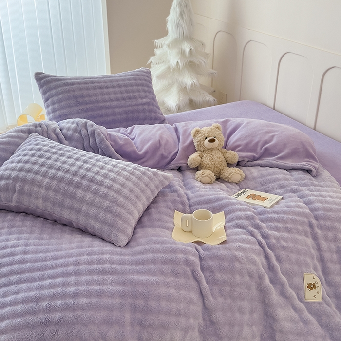 91家纺网 家纺一手货源 找家纺 宜派家纺 2025新款A类简约高克重泡泡兔毛绒四件套 泡泡-芋紫