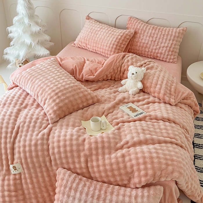 91家纺网 家纺一手货源 找家纺 宜派家纺 2025新款A类简约高克重泡泡兔毛绒四件套 泡泡-玉粉