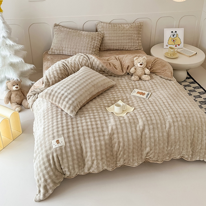 91家纺网 家纺一手货源 找家纺 宜派家纺 2025新款A类简约高克重泡泡兔毛绒四件套 泡泡-米驼