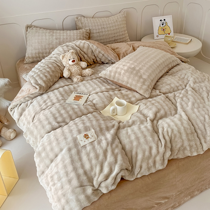 91家纺网 家纺一手货源 找家纺 宜派家纺 2025新款A类简约高克重泡泡兔毛绒四件套 泡泡-米驼