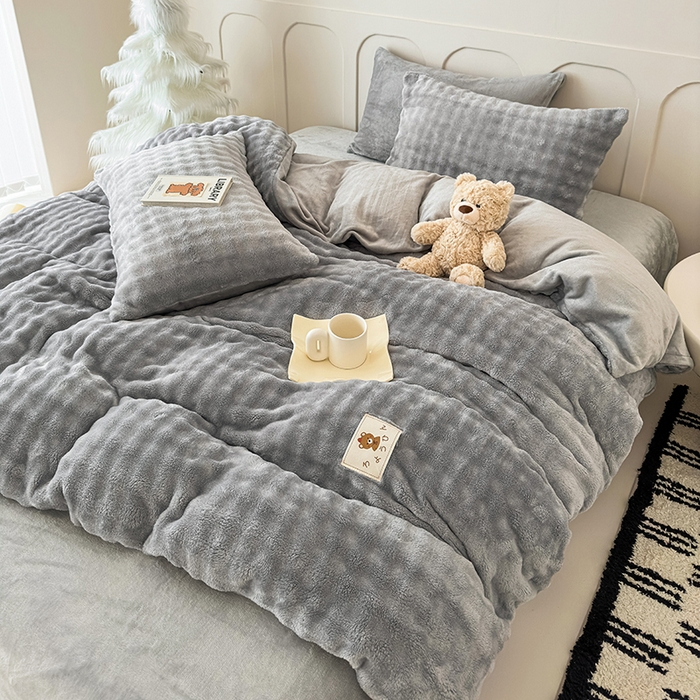 宜派家纺 2025新款A类简约高克重泡泡兔毛绒四件套 泡泡-浅灰