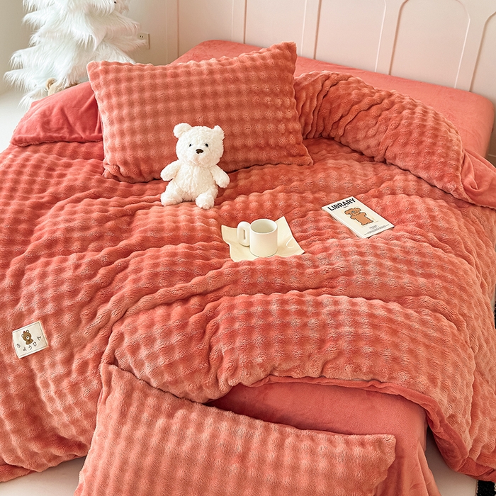 91家纺网 家纺一手货源 找家纺 宜派家纺 2025新款A类简约高克重泡泡兔毛绒四件套 泡泡-赤橙