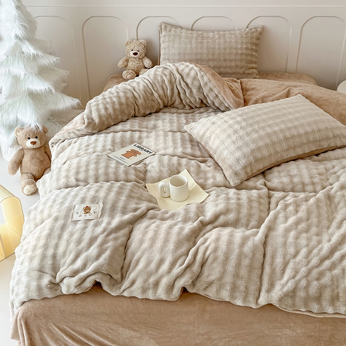 91家纺网 家纺一手货源 找家纺 宜派家纺 2025新款A类简约高克重泡泡兔毛绒四件套 泡泡-米驼