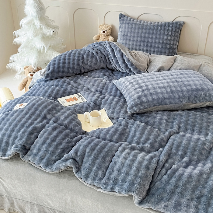 91家纺网 家纺一手货源 找家纺 宜派家纺 2025新款A类简约高克重泡泡兔毛绒四件套 泡泡-雾蓝