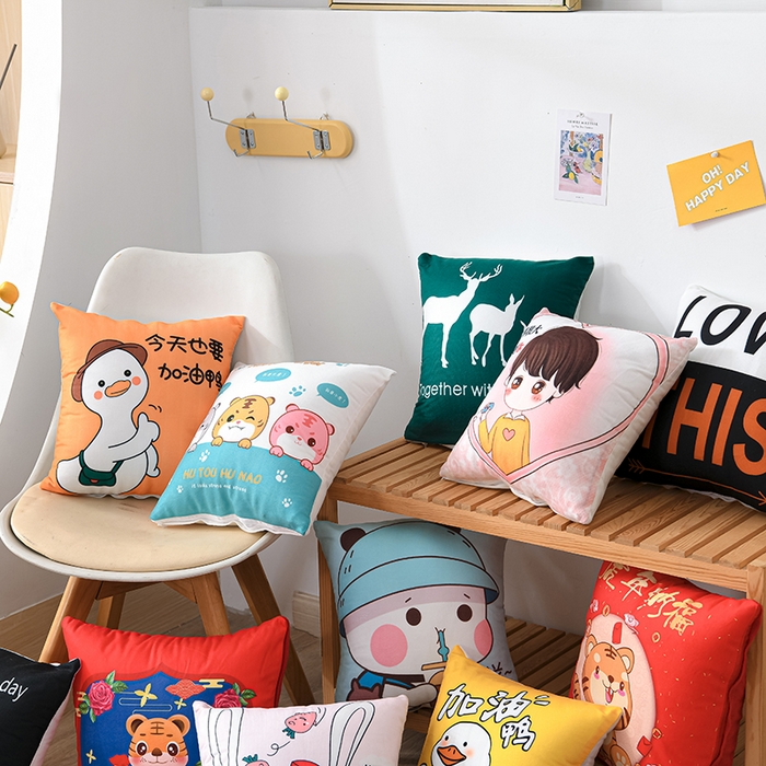 91家纺网 家纺一手货源 找家纺 （总）仁宇枕业 2025新款新品直播跑量礼品赠品卡通抱枕腰枕靠垫枕头枕芯