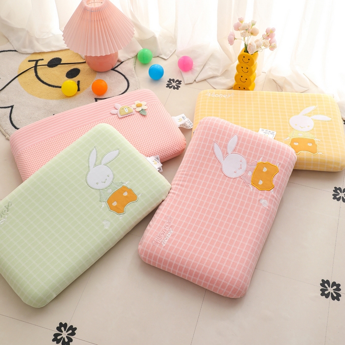 91家纺网 家纺一手货源 找家纺 （总）仁宇枕业 2025新款新品婴幼儿园儿童学生卡通记忆枕头枕芯