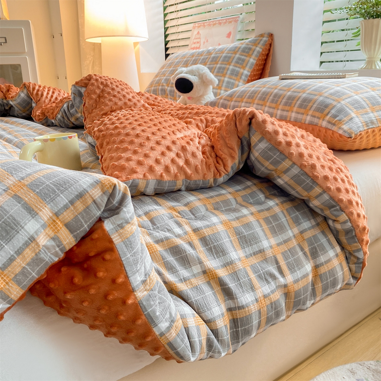 91家纺网 家纺一手货源 找家纺 宝士康家纺 2025新款豆豆绒木棉冬被/被芯/跨境/外贸 豆豆-蓝灰格