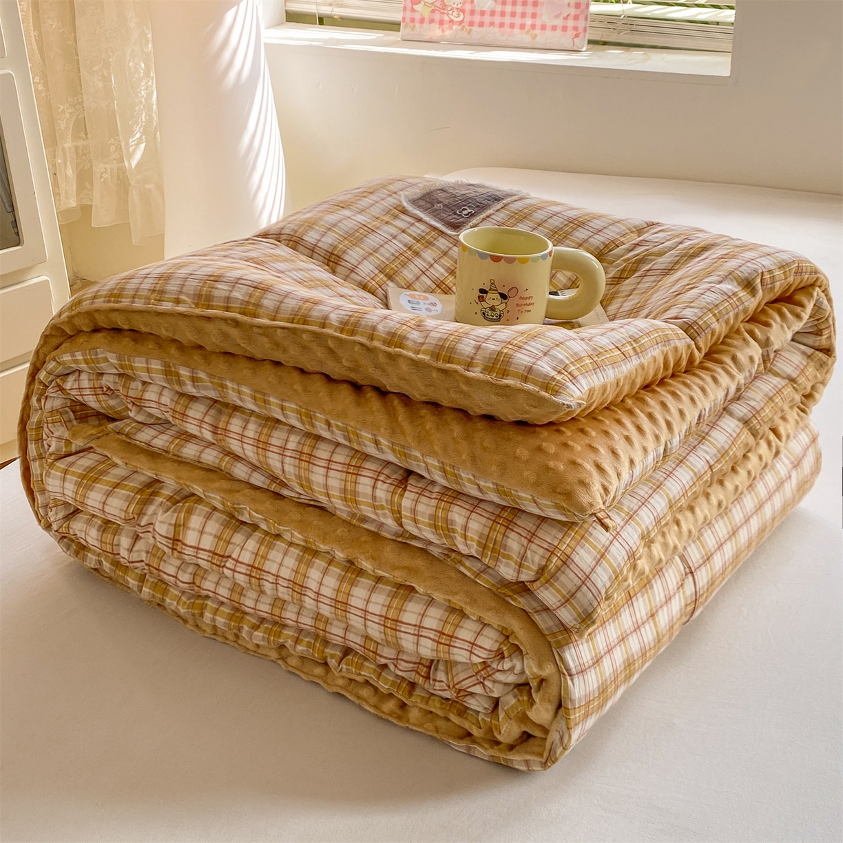 91家纺网 家纺一手货源 找家纺 宝士康家纺 2025新款豆豆绒木棉冬被/被芯/跨境/外贸 豆豆-粉黄格