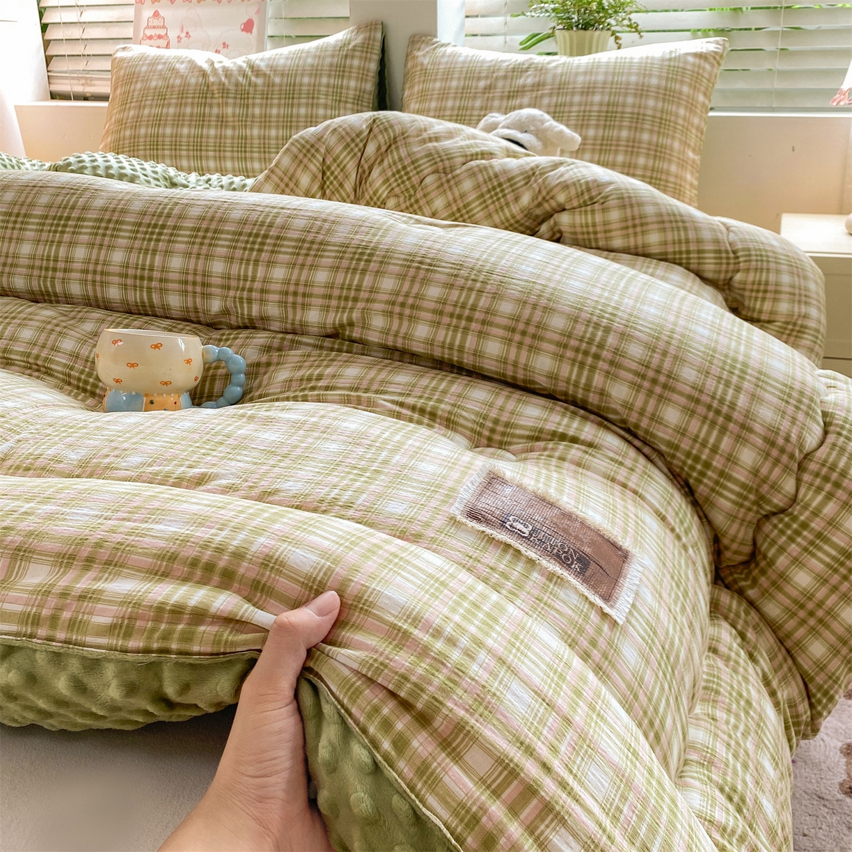 91家纺网 家纺一手货源 找家纺 宝士康家纺 2025新款豆豆绒木棉冬被/被芯/跨境/外贸 豆豆-绿粉格