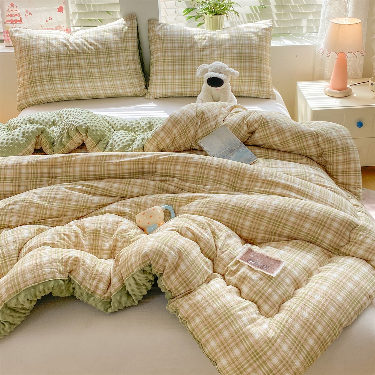 91家纺网 家纺一手货源 找家纺 宝士康家纺 2025新款豆豆绒木棉冬被/被芯/跨境/外贸 豆豆-绿粉格