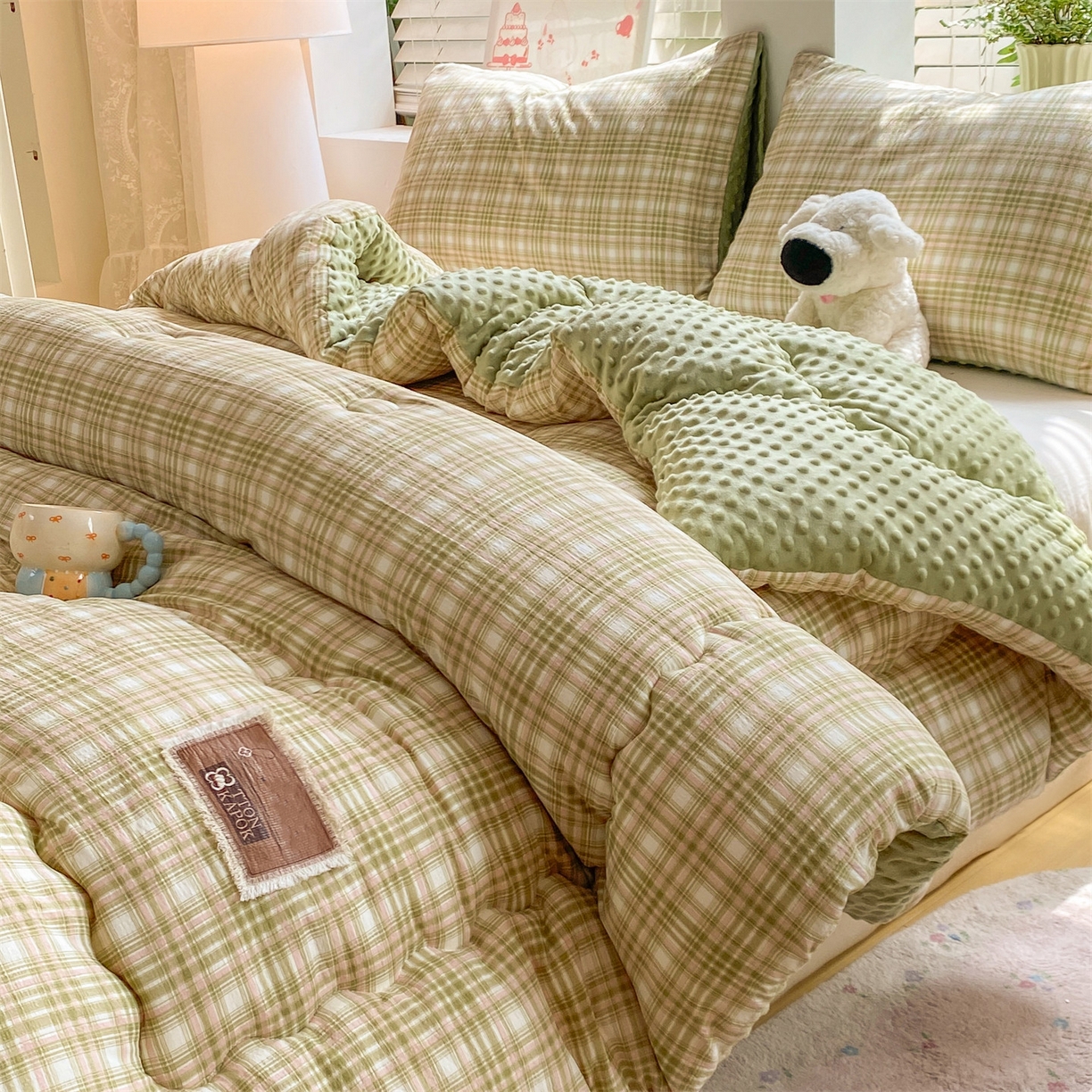 91家纺网 家纺一手货源 找家纺 宝士康家纺 2025新款豆豆绒木棉冬被/被芯/跨境/外贸 豆豆-绿粉格