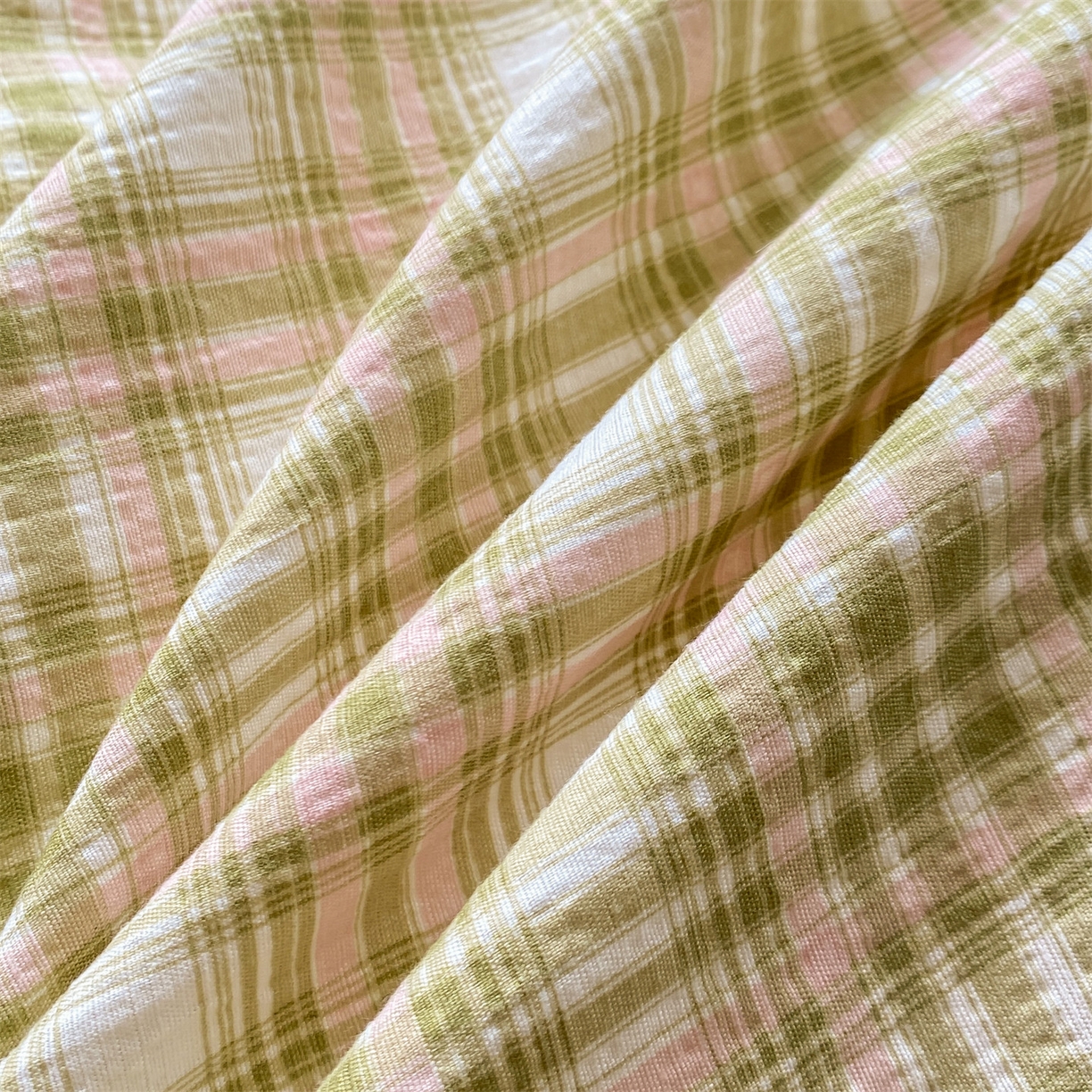 91家纺网 家纺一手货源 找家纺 宝士康家纺 2025新款豆豆绒木棉冬被/被芯/跨境/外贸 豆豆-绿粉格