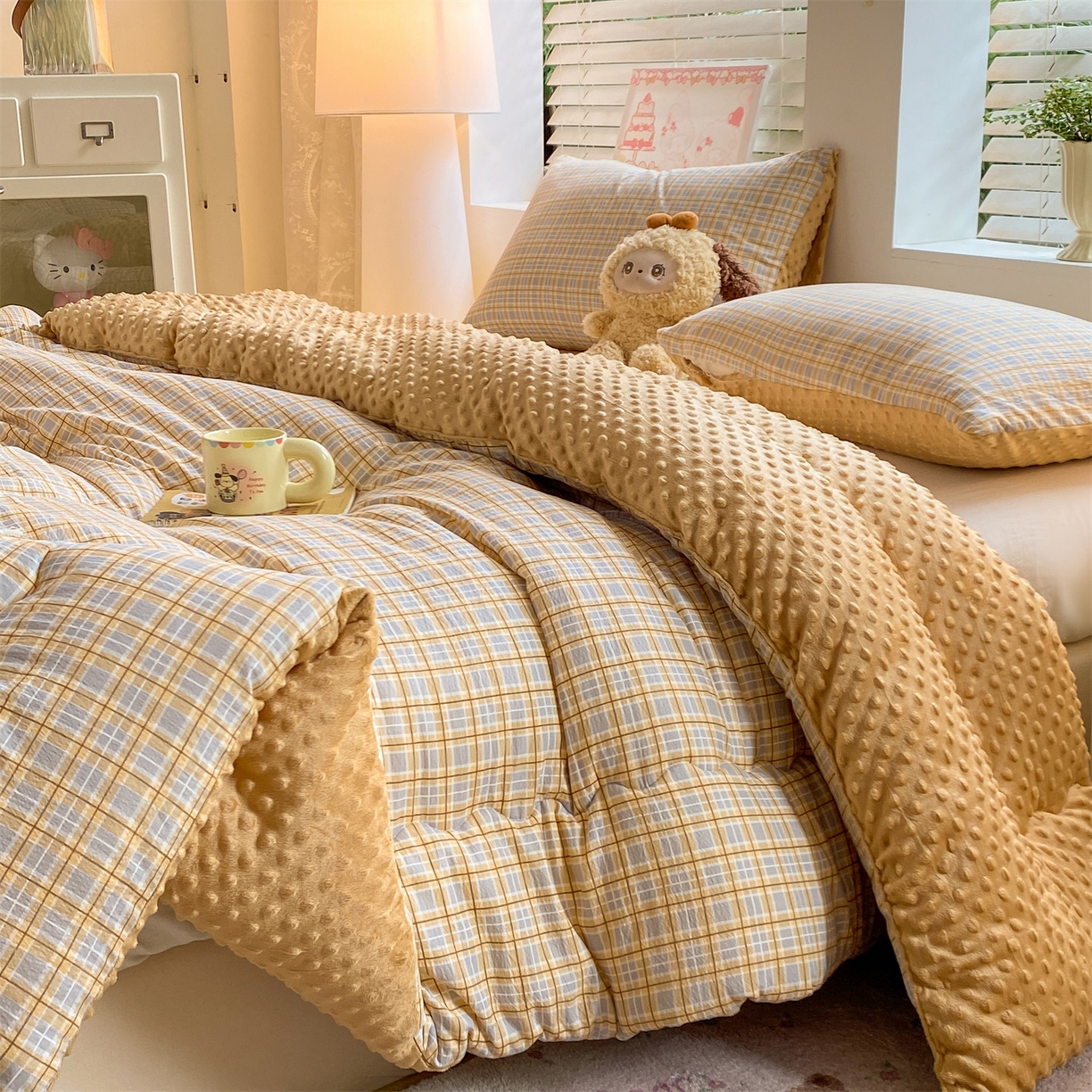 宝士康家纺 2025新款豆豆绒木棉冬被/被芯/跨境/外贸 豆豆-灰黄格
